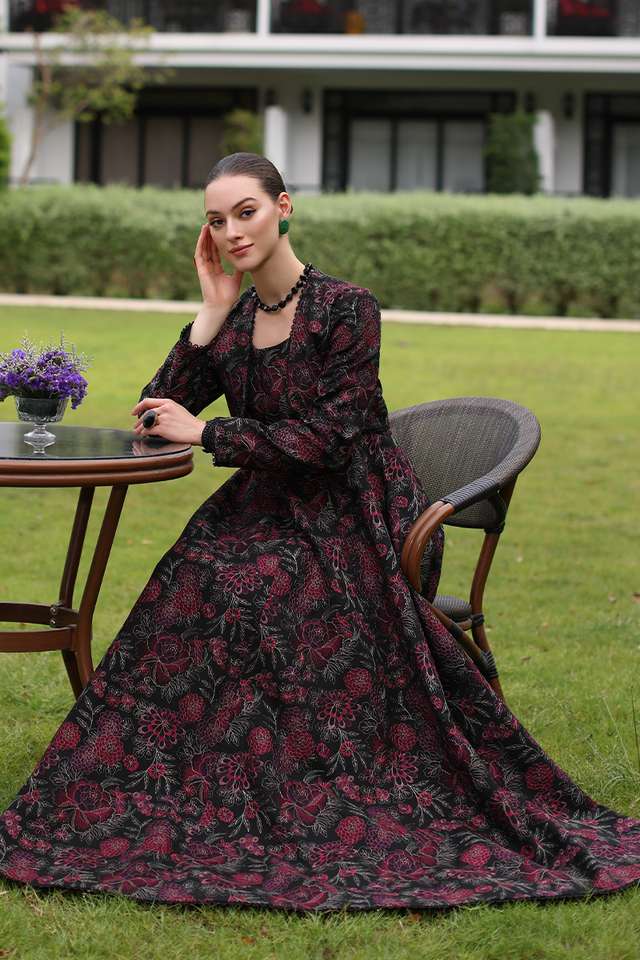 Bareeze Unstitched Embroidered Lawn 3Pc Suit