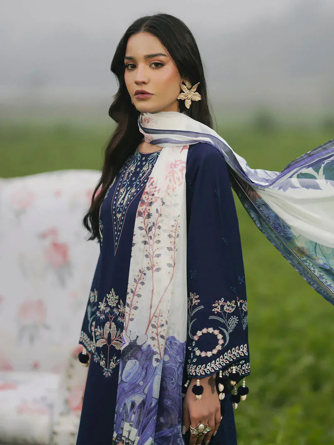 anayanoor Unstitched Embroidered Lawn 3Pc Suit 3PC