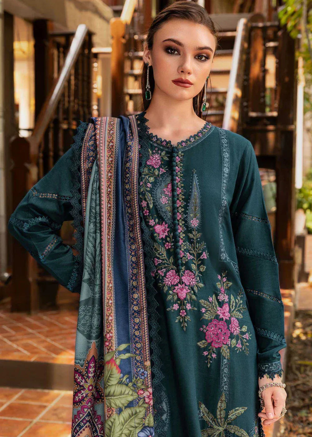 anayanoor Unstitched Embroidered Lawn 3Pc Suit 3PC