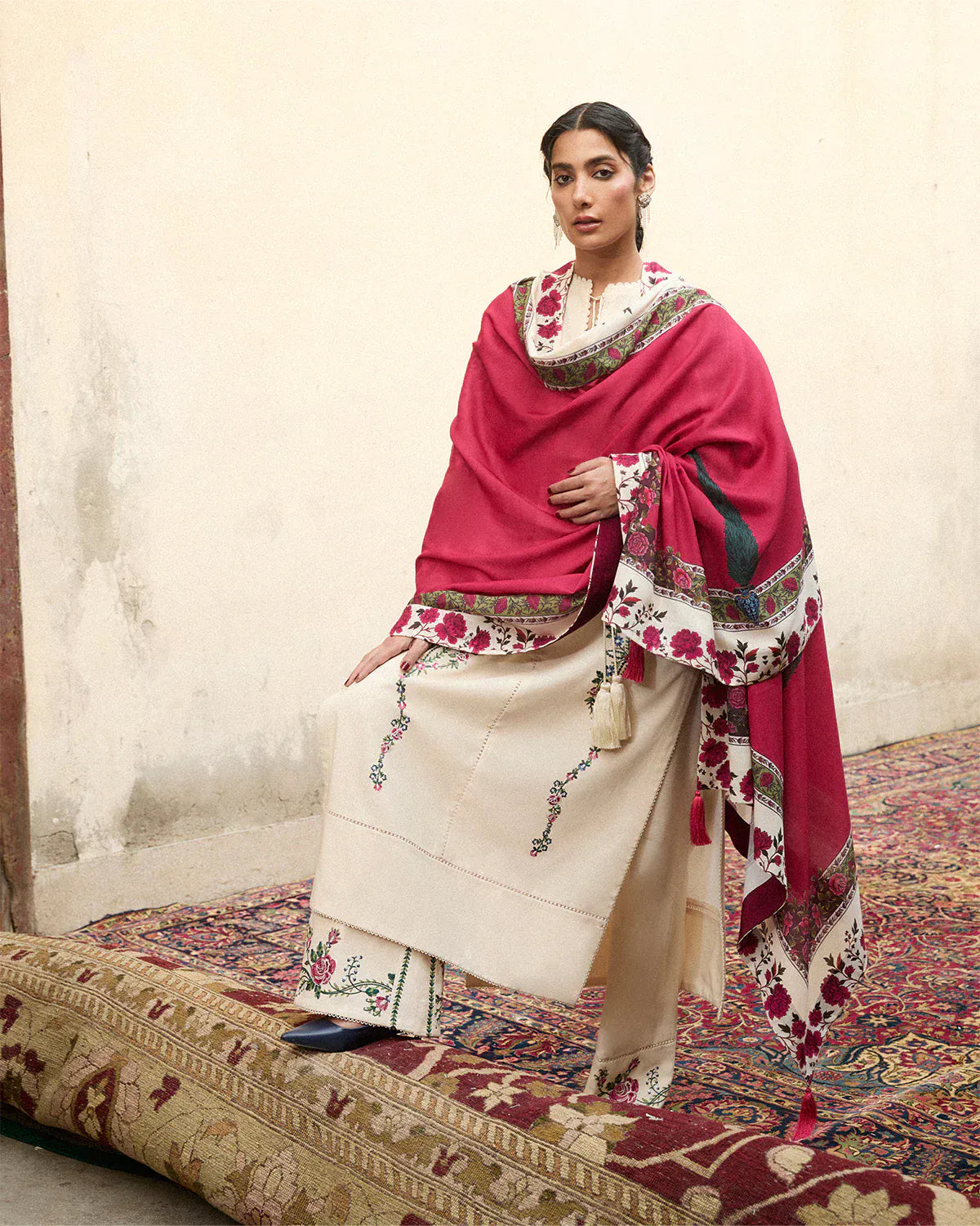 anayanoor Unstitched Embroidered Lawn 3Pc Suit 3PC