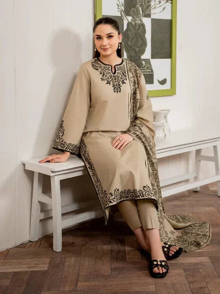 Garnet Embroidered Lawn 3Pc Suit